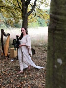 « NÓTT – Sieste musicale », un spectacle signé par la compagnie Les 3 Coups l’Œuvre au musée de la Nacre à Méru. Sortie familiale en hauts-de-france.
